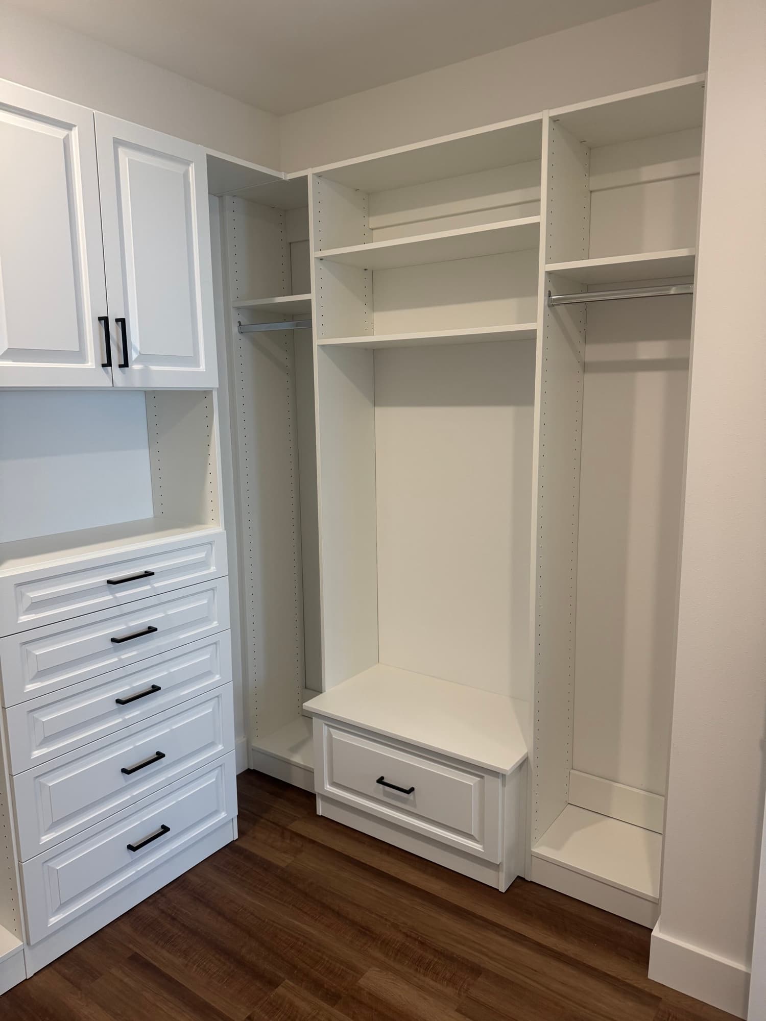 Walk-in closet drawers