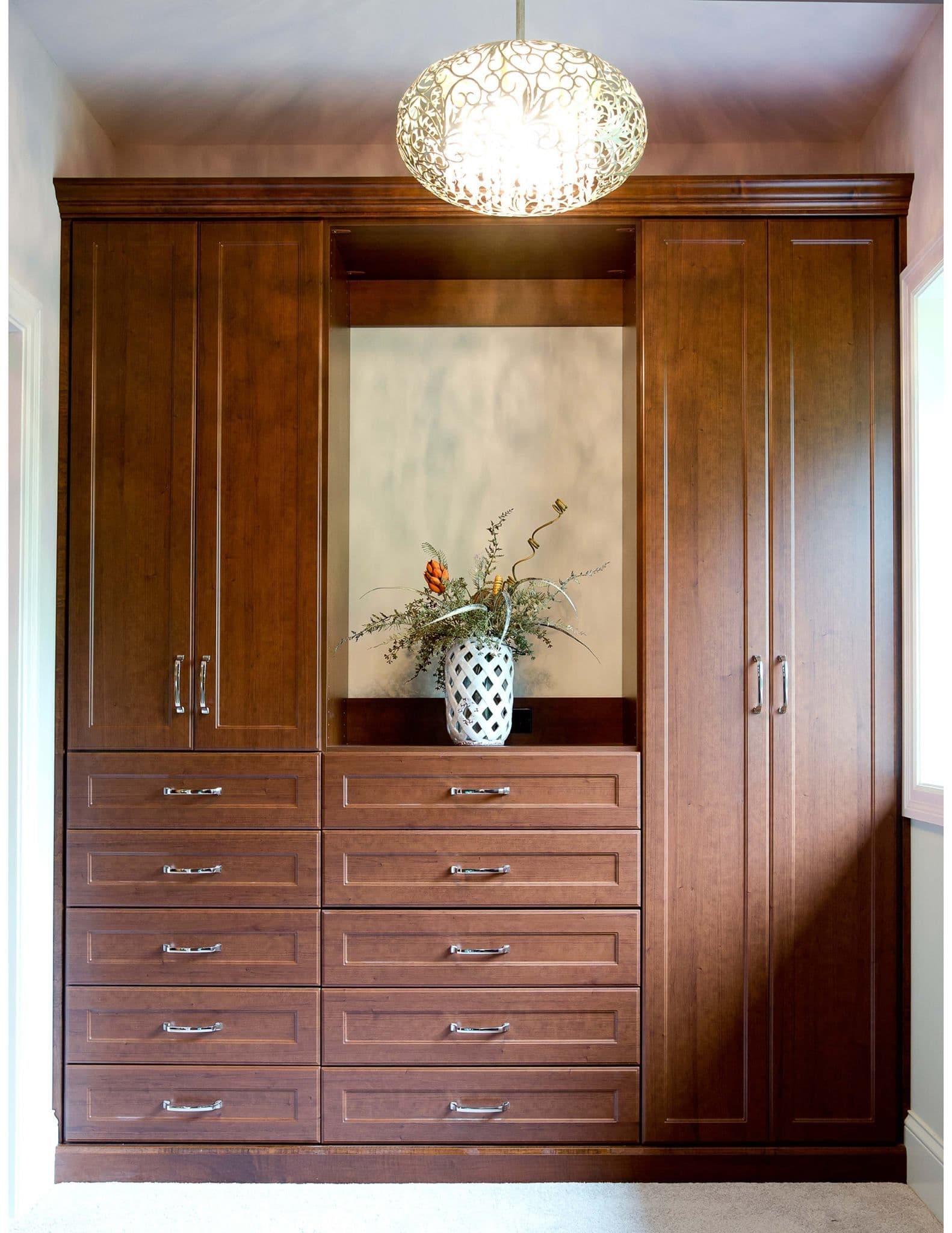 Home office built-in shelving